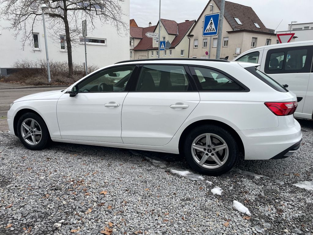 Audi A4 2023