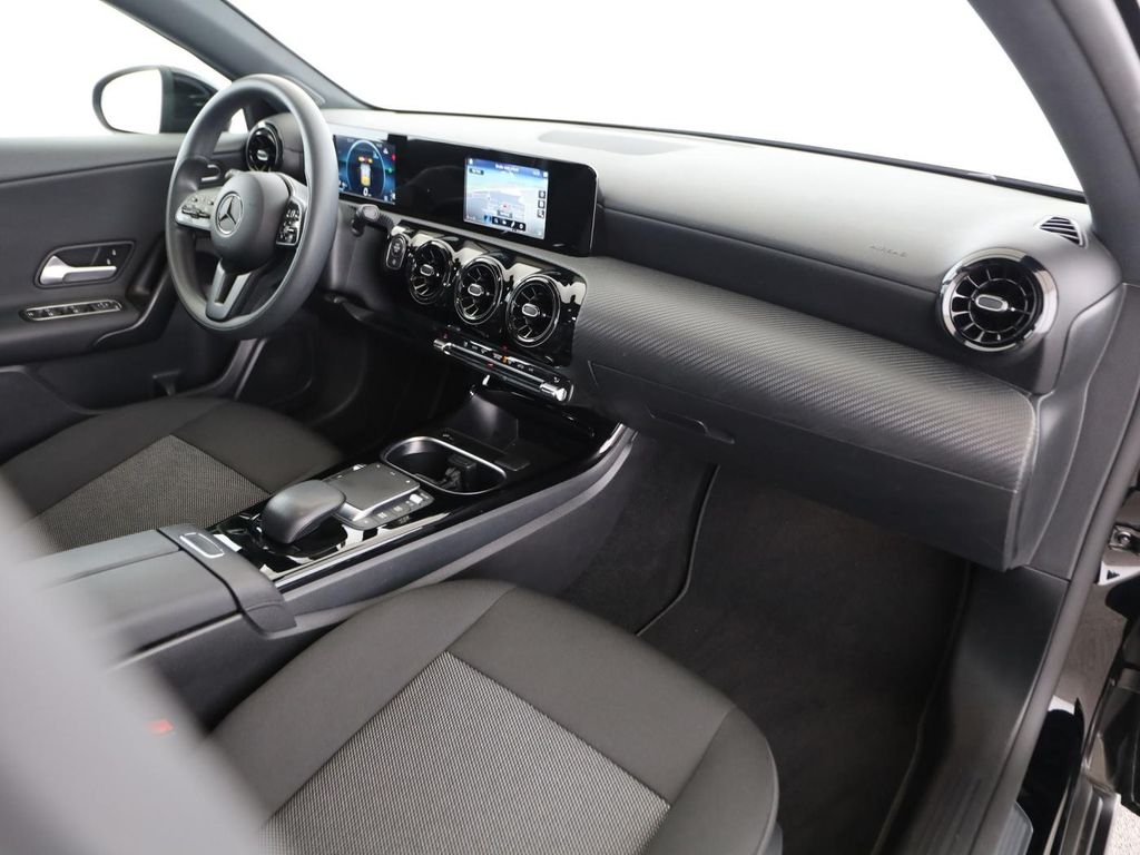 Mercedes-Benz A 180 2022