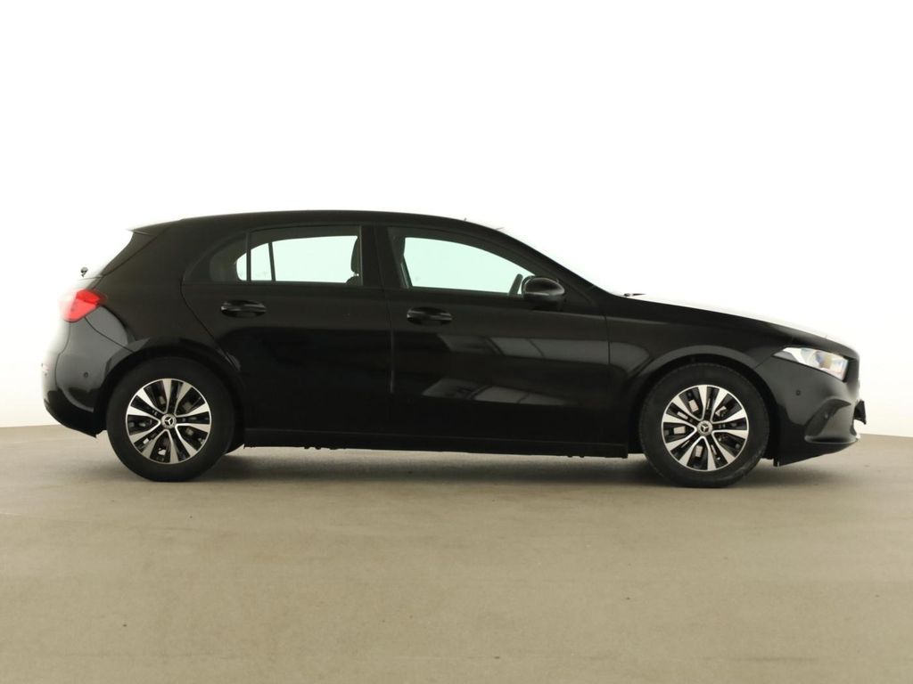 Mercedes-Benz A 180 2022