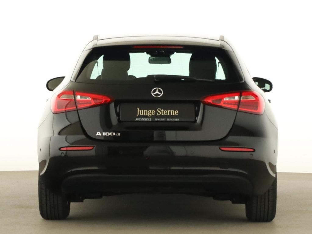 Mercedes-Benz A 180 2022