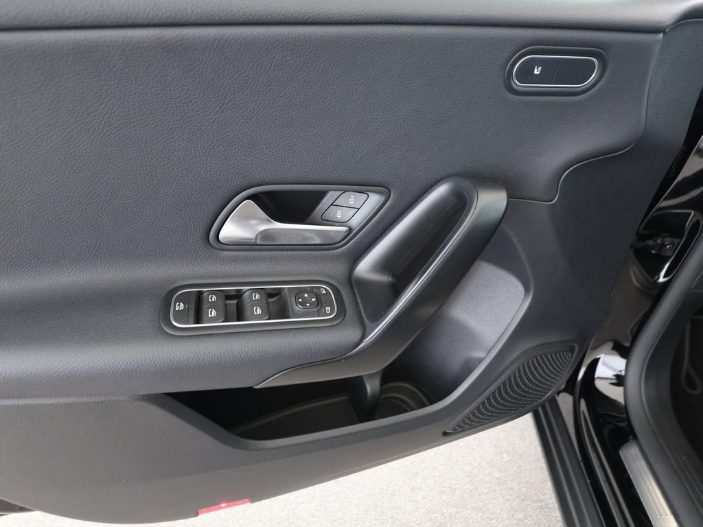 Mercedes-Benz A 180 2022