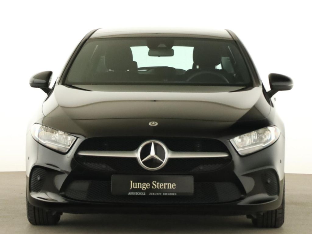 Mercedes-Benz A 180 2022