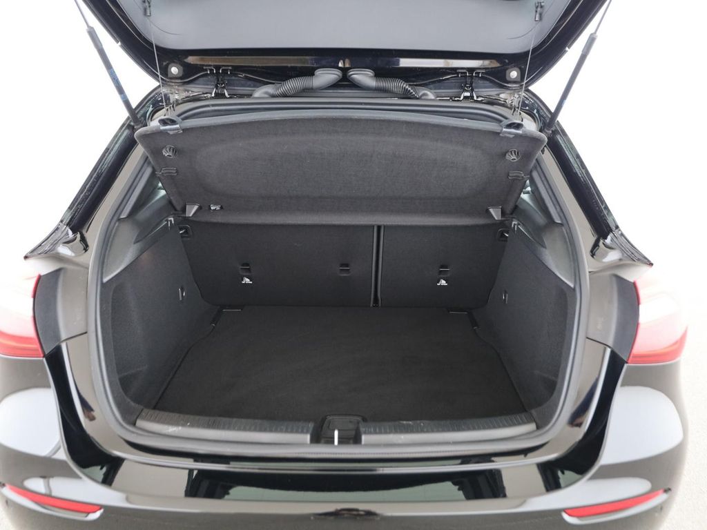 Mercedes-Benz A 180 2022