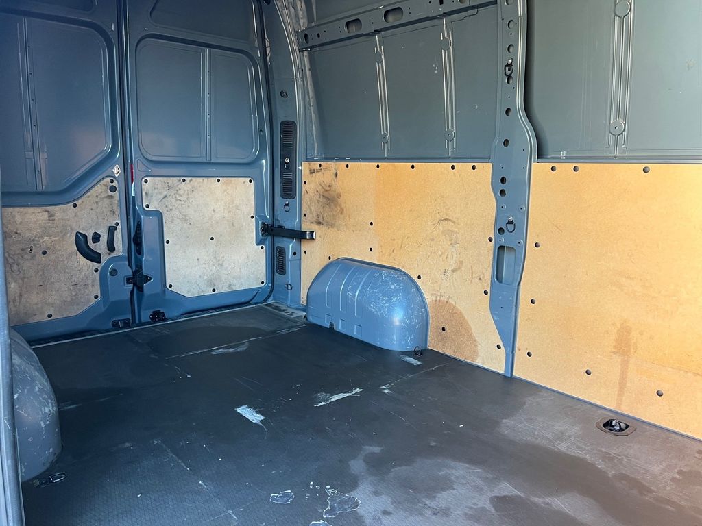 Nissan Interstar 2022