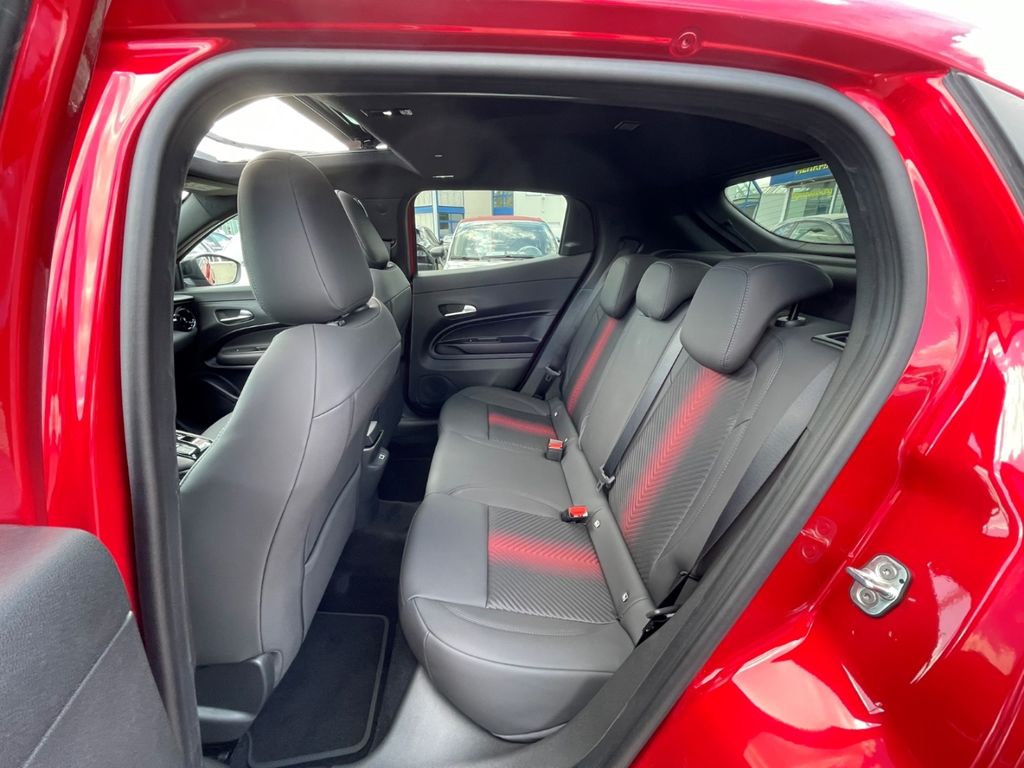 Alfa Romeo Junior 2025