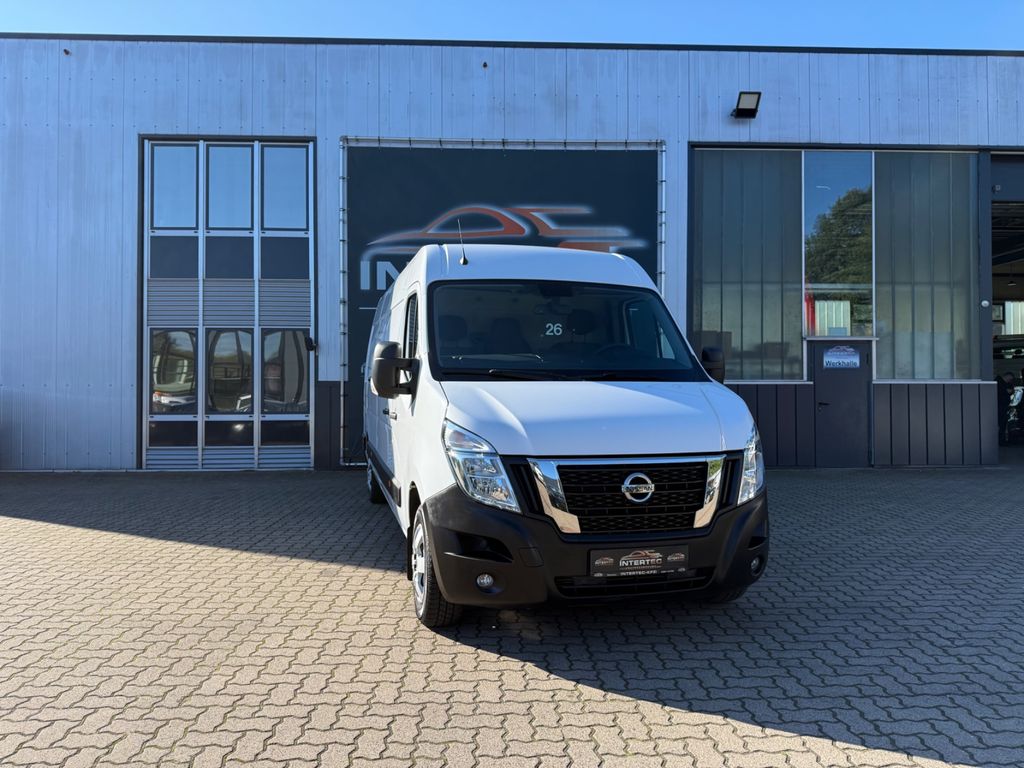 Nissan NV400 2021