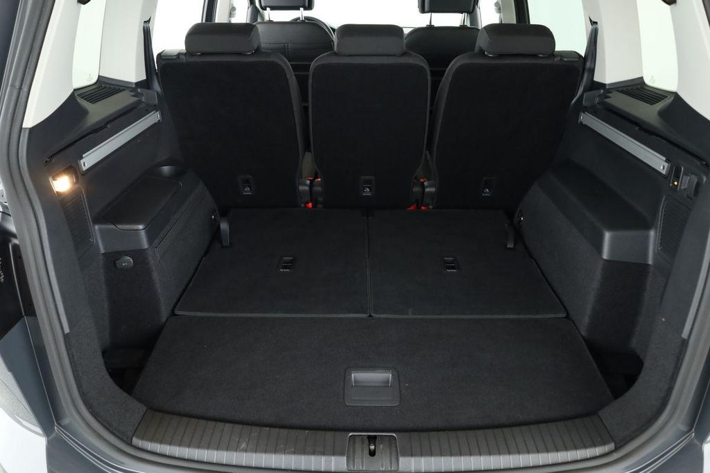 Volkswagen Touran 2025