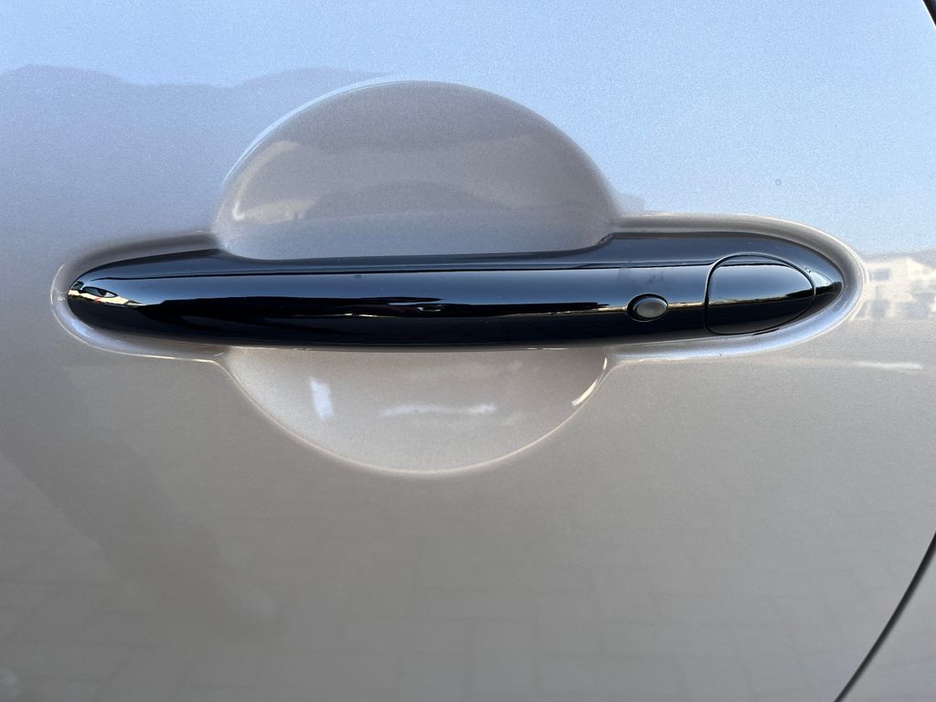 MINI Cooper Cabrio 2023