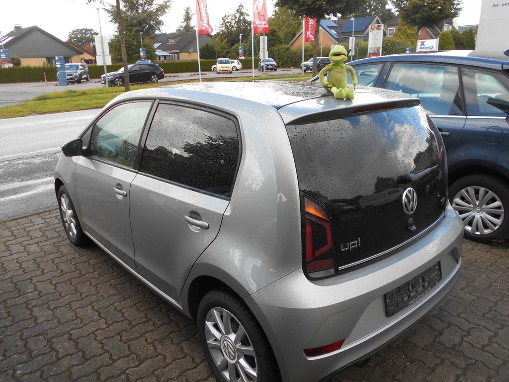 Volkswagen up! 2018