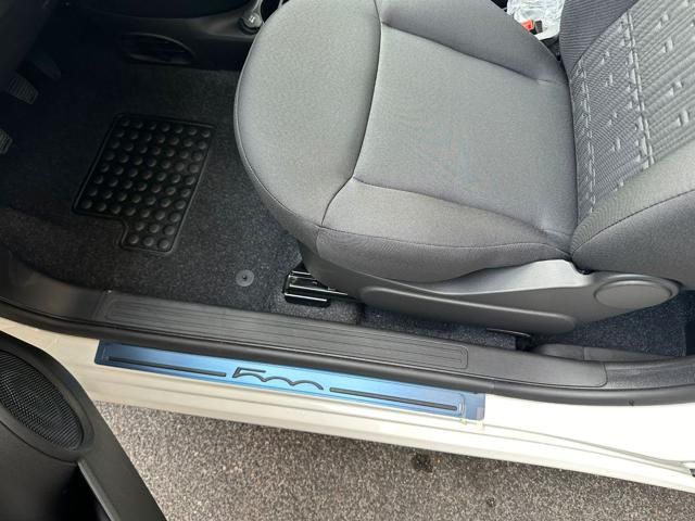 Fiat 500 2024