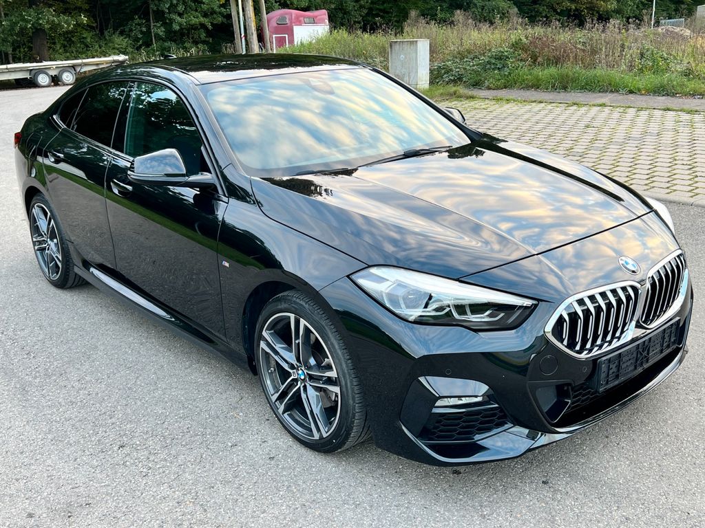 BMW 218 2023