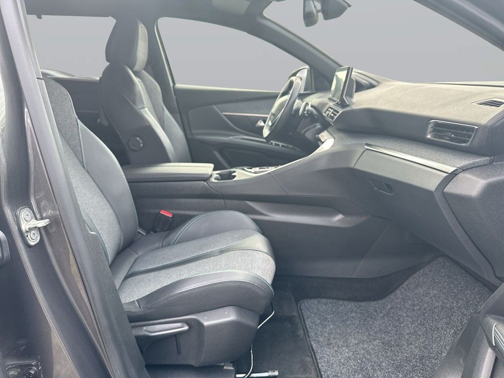Peugeot 5008 2023