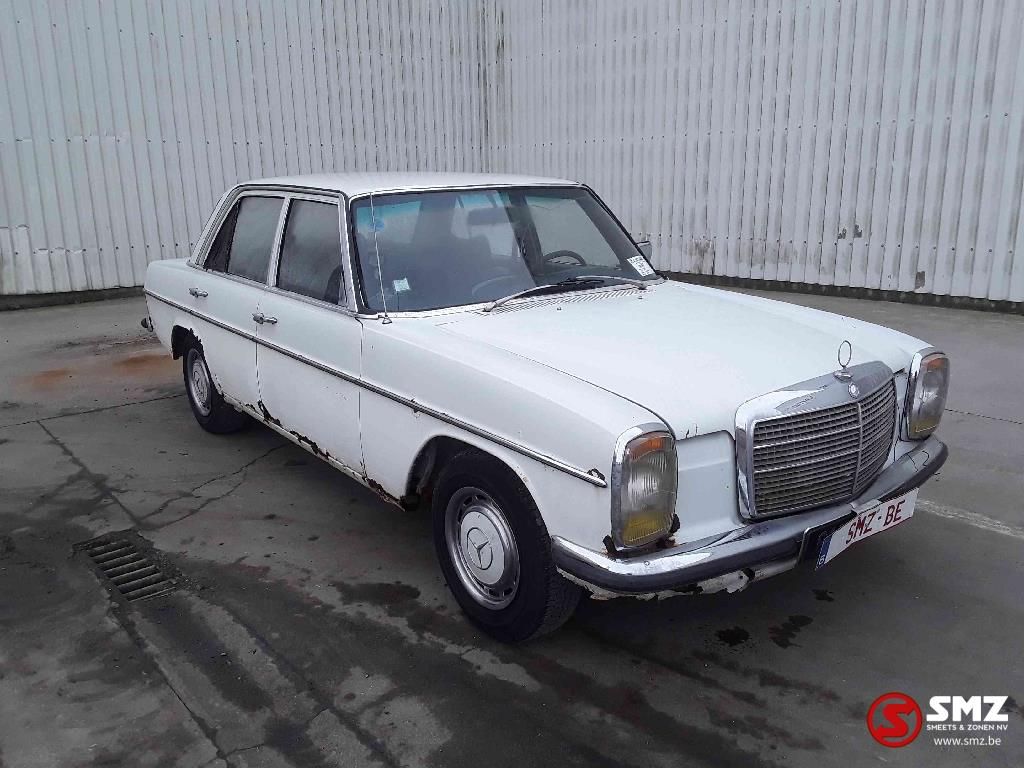 Mercedes-Benz 220 1973