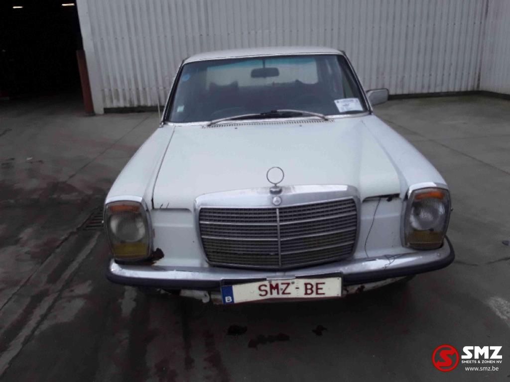 Mercedes-Benz 220 1973