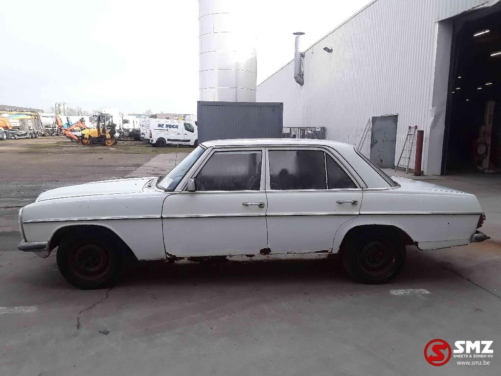 Mercedes-Benz 220 1973