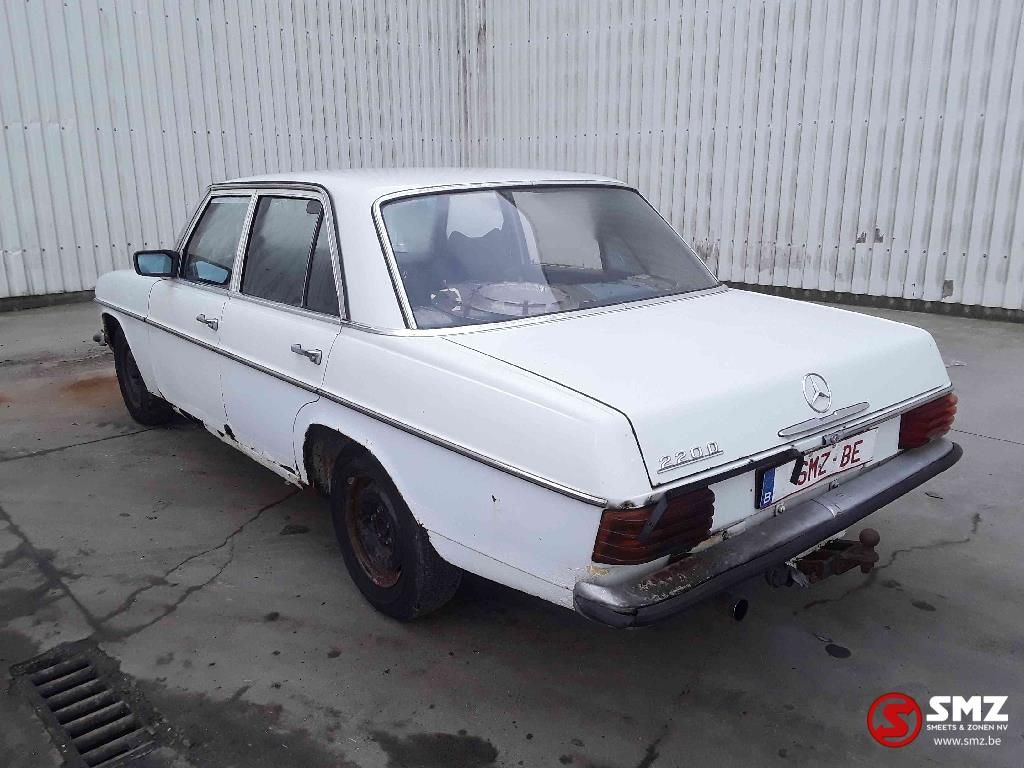 Mercedes-Benz 220 1973