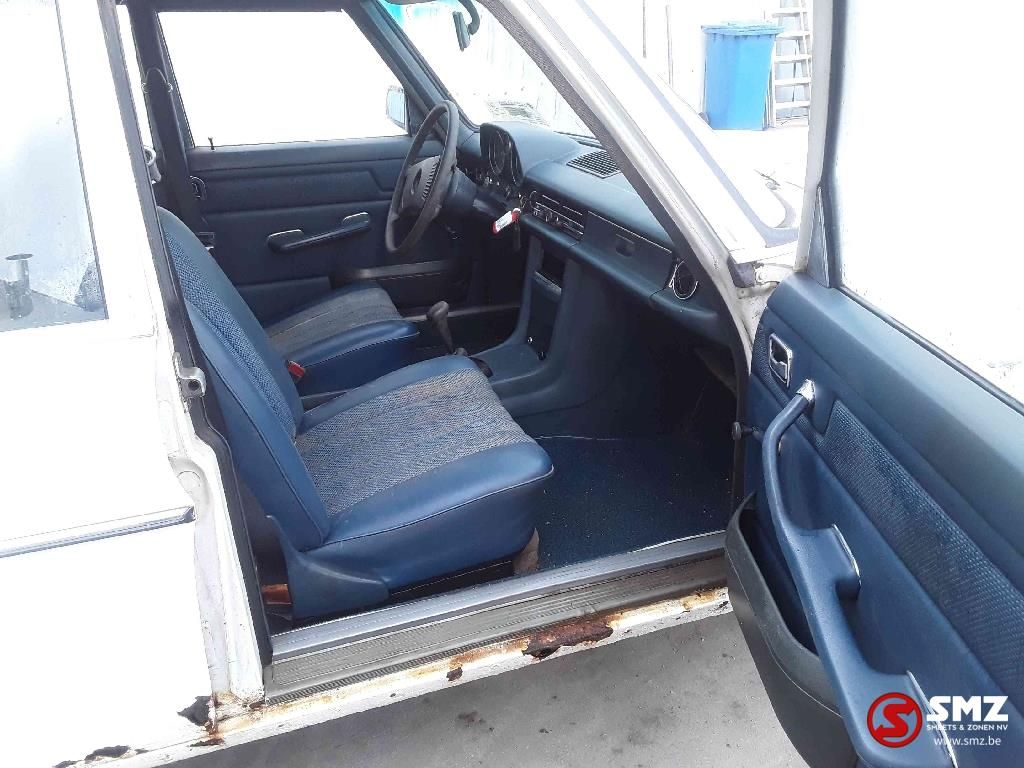 Mercedes-Benz 220 1973