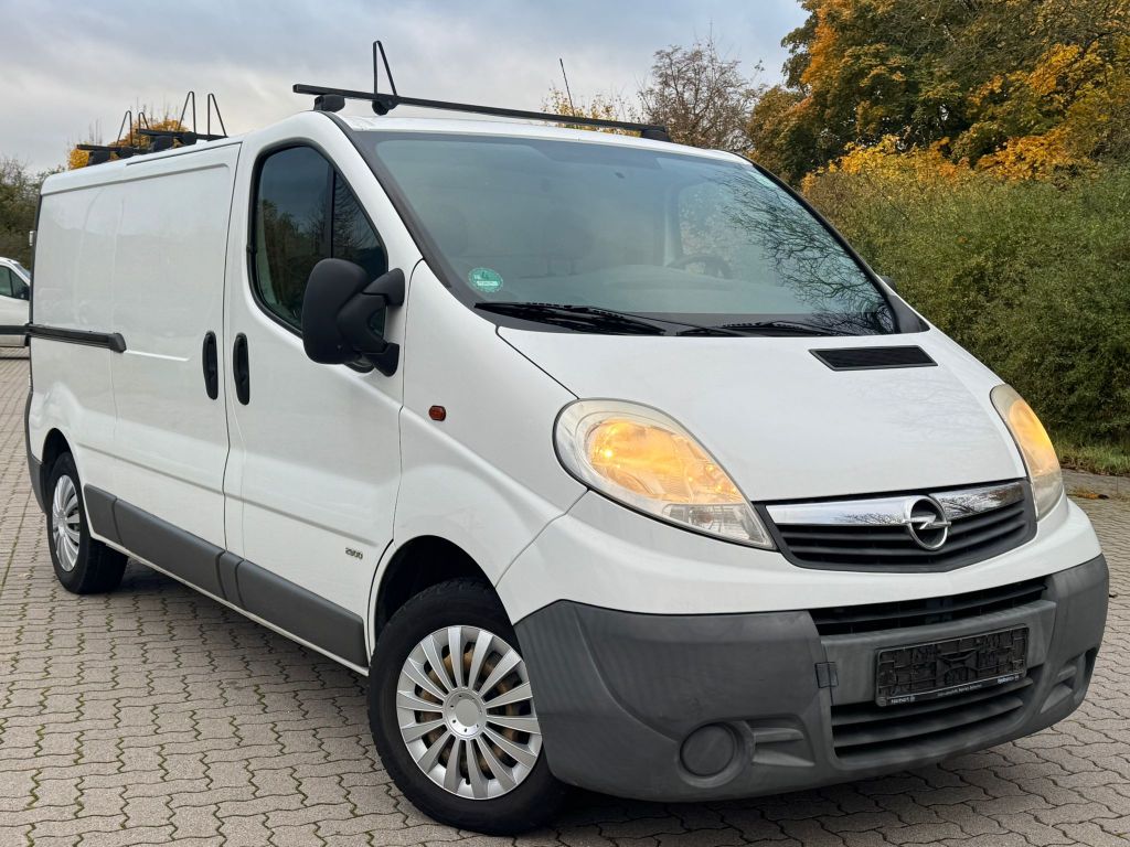 Opel Vivaro 2013