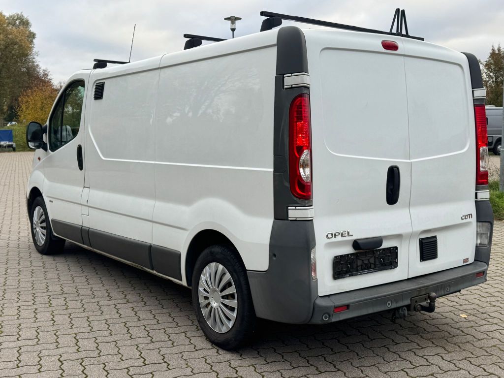 Opel Vivaro 2013