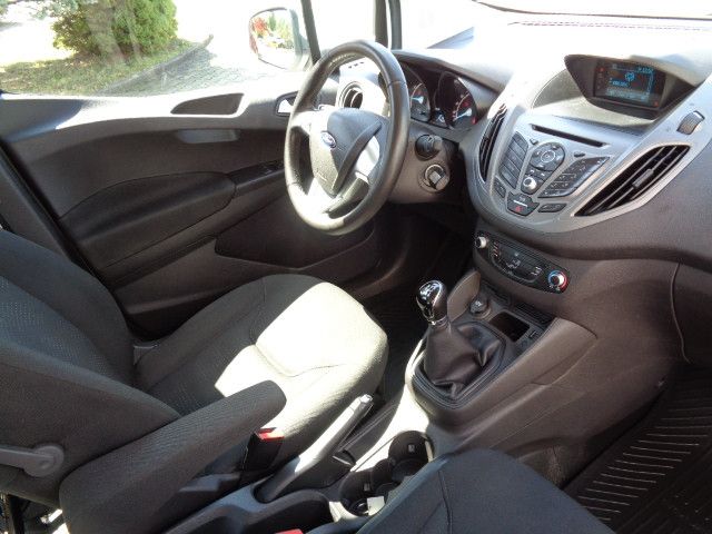 Ford Transit Courier 2018