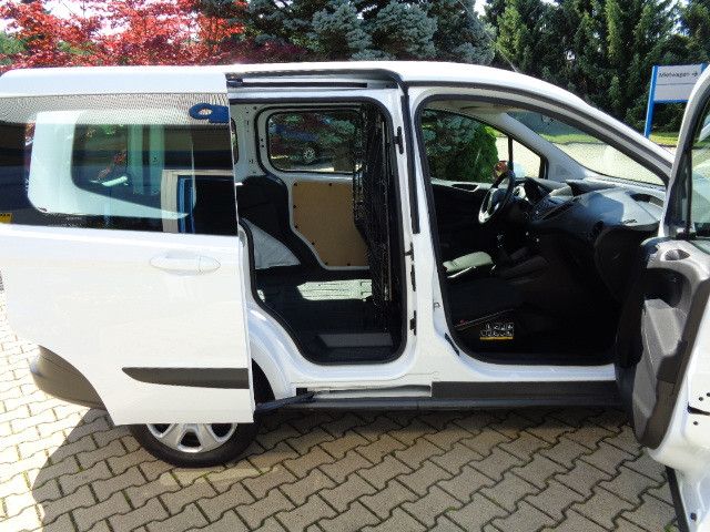 Ford Transit Courier 2018