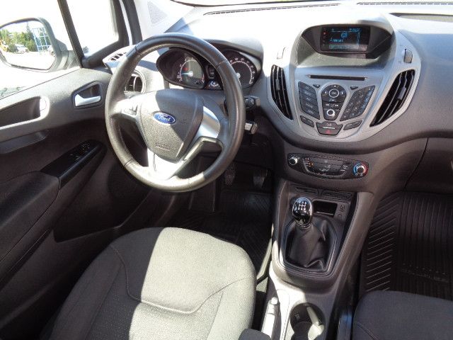 Ford Transit Courier 2018