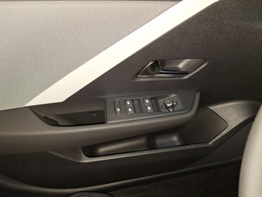 Opel Astra 2025