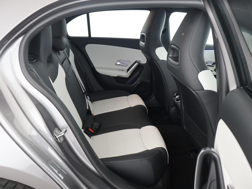 Mercedes-Benz A 250 2022