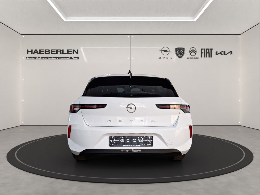 Opel Astra 2025