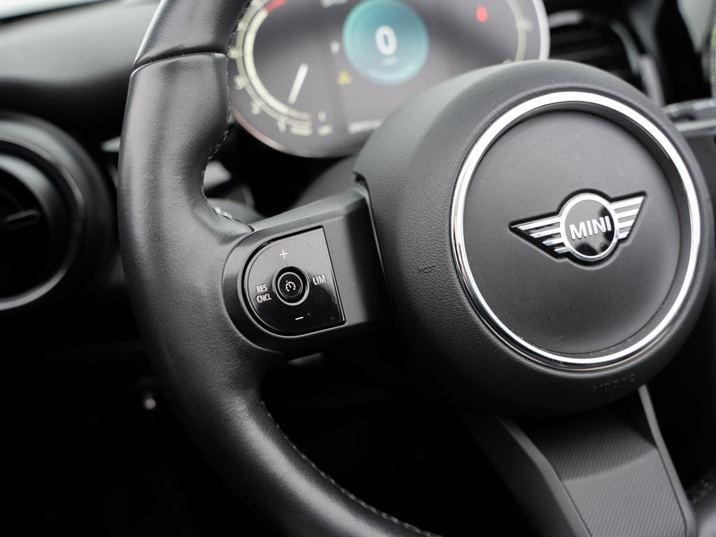 MINI Cooper Cabrio 2021