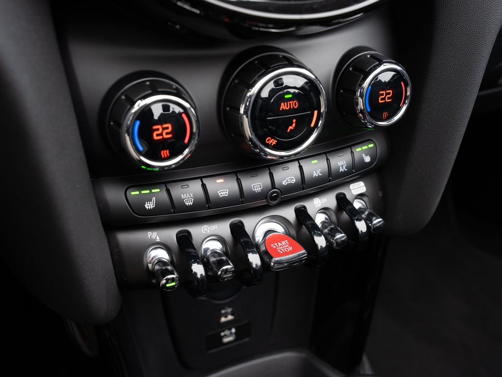 MINI Cooper Cabrio 2021