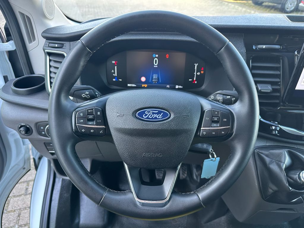 Ford Transit 2025