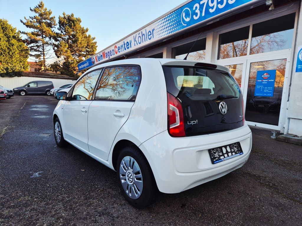 Volkswagen up! 2015