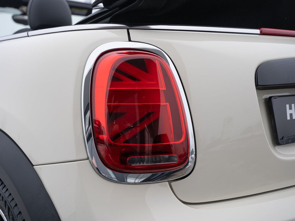 MINI Cooper Cabrio 2021