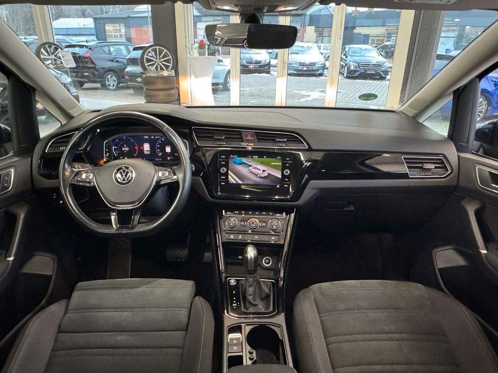 Volkswagen Touran 2021