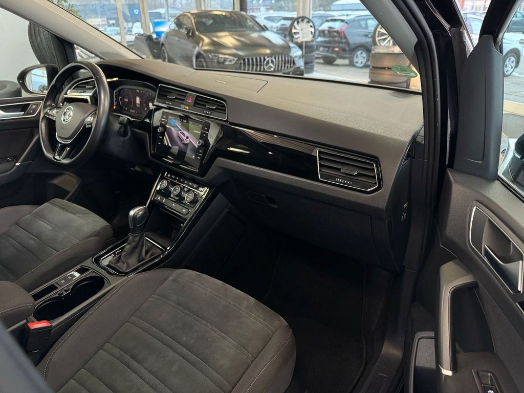 Volkswagen Touran 2021