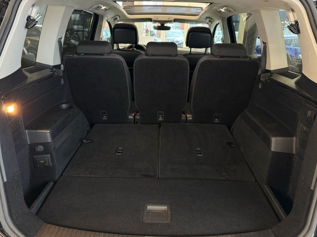 Volkswagen Touran 2021