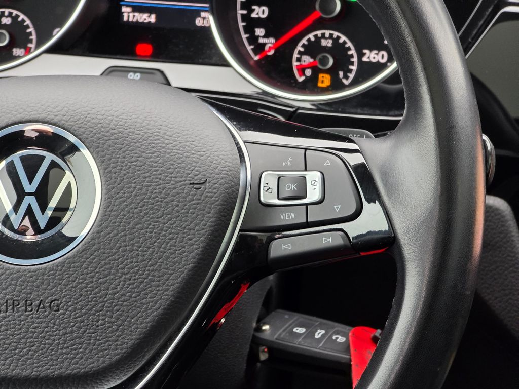 Volkswagen Touran 2021