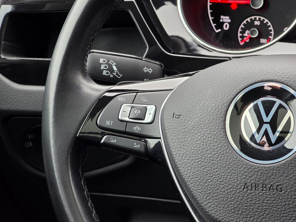 Volkswagen Touran 2021