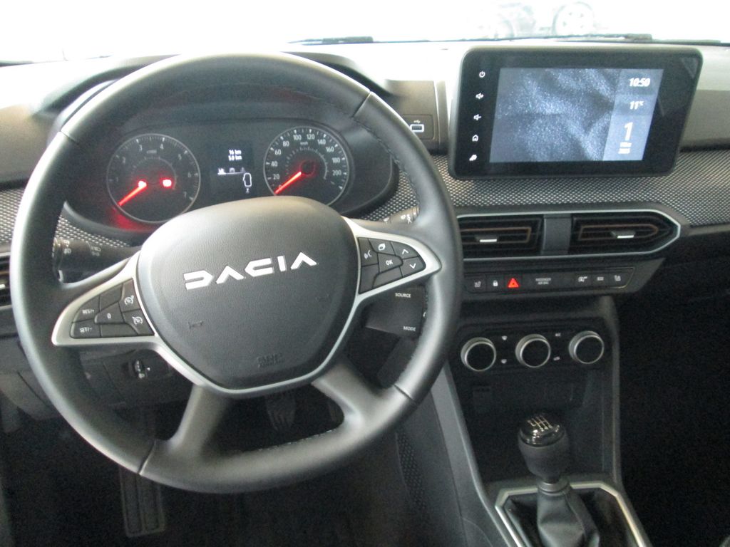 Dacia Sandero 2024