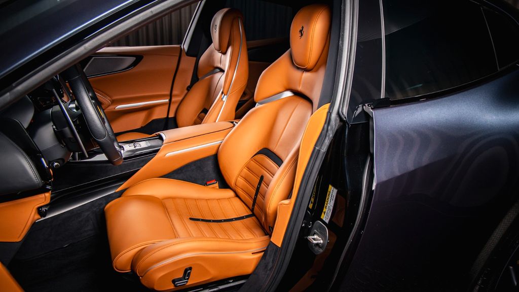 Ferrari Purosangue 2025