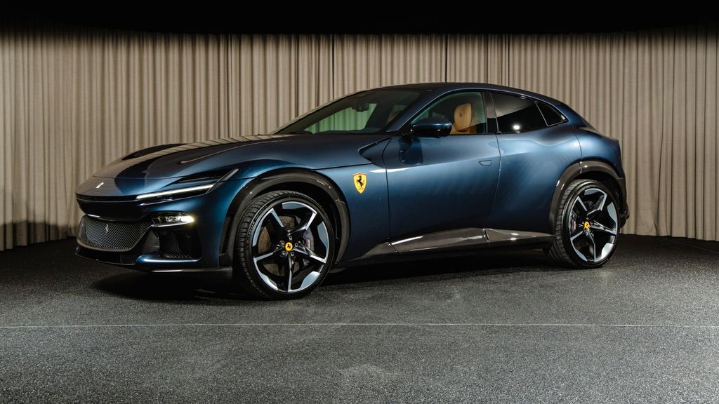 Ferrari Purosangue 2025