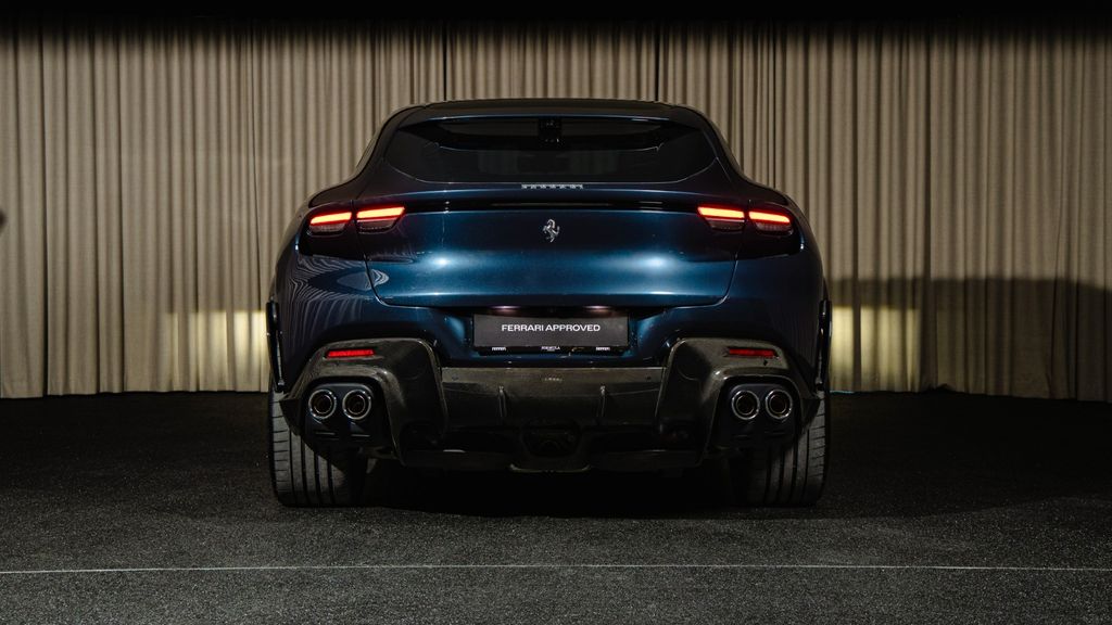 Ferrari Purosangue 2025