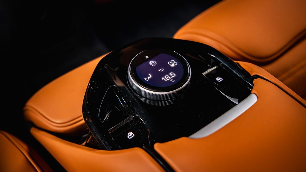 Ferrari Purosangue 2025