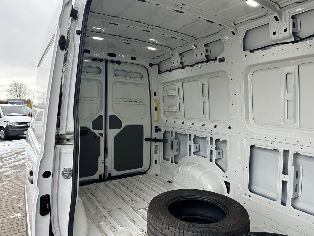 Volkswagen Crafter 2023