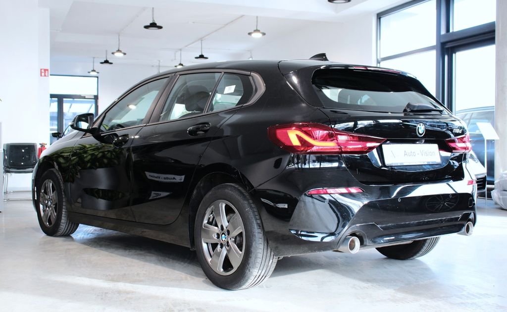 BMW 118 2021
