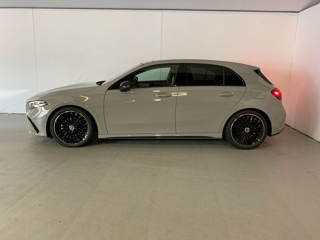 Mercedes-Benz A 180 2025