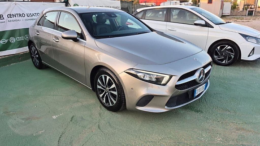 Mercedes-Benz A 180 2020