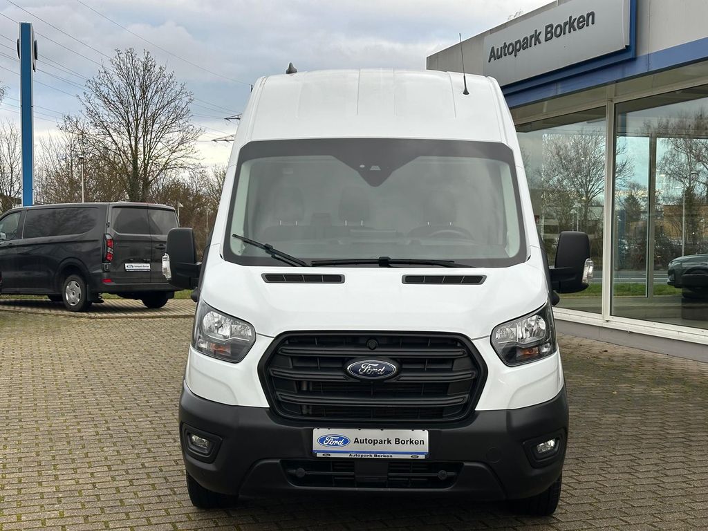 Ford Transit 2024