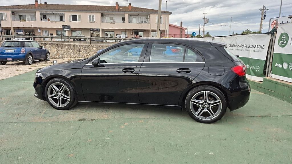 Mercedes-Benz A 180 2021